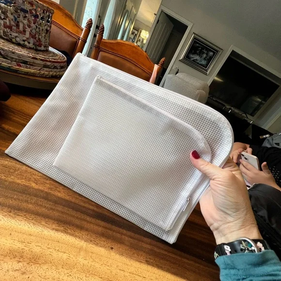 💥 5/$25 💥 White Mesh Travel Bags Set - Picture 1 of 9